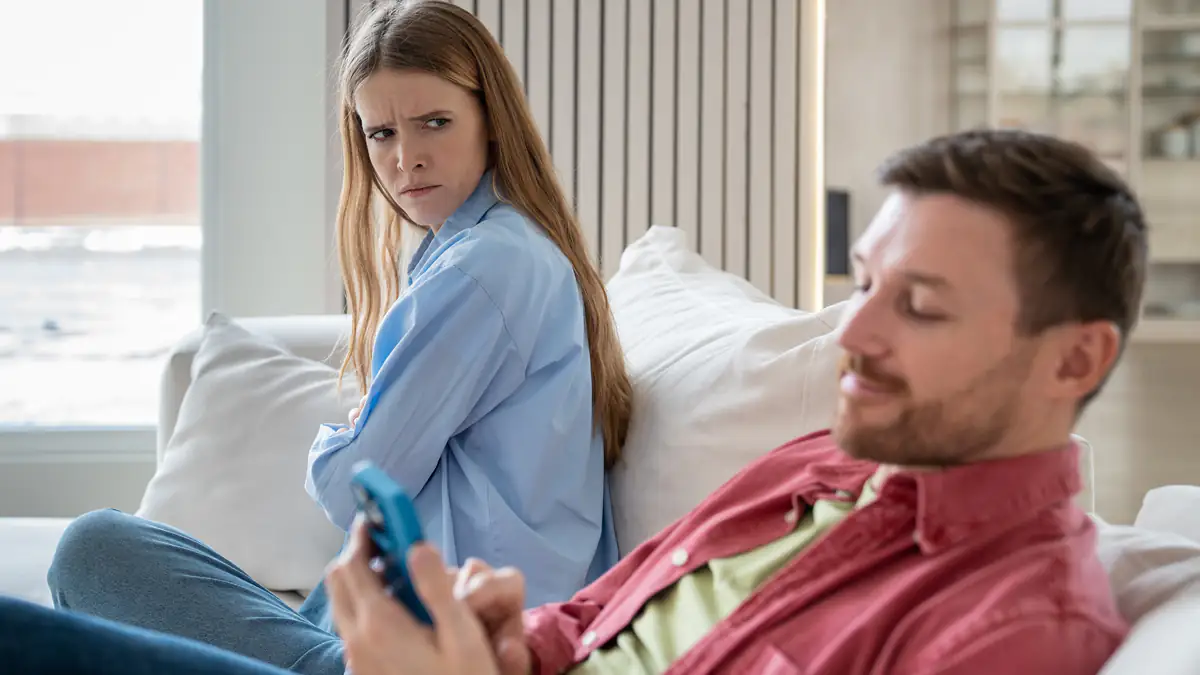 Toxische Beziehungen: 6 Anzeichen, dass der Partner ein Narzisst sein könnte