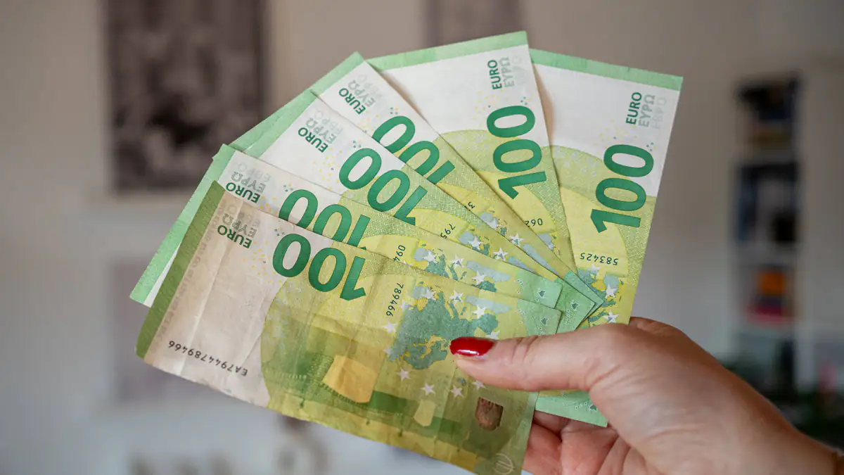 „Cash Catches“: Influencer verstecken Geld auf der Straße