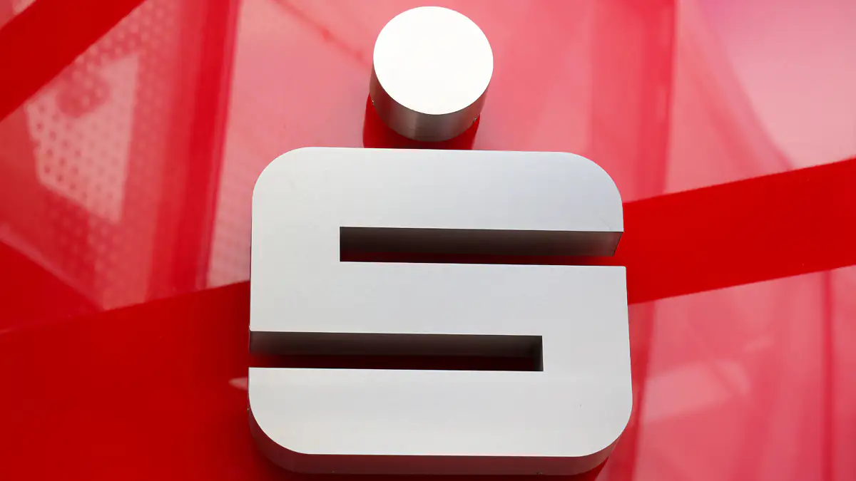 Sparkasse: Häufiger Bankkarten-Fehler kann teuer werden