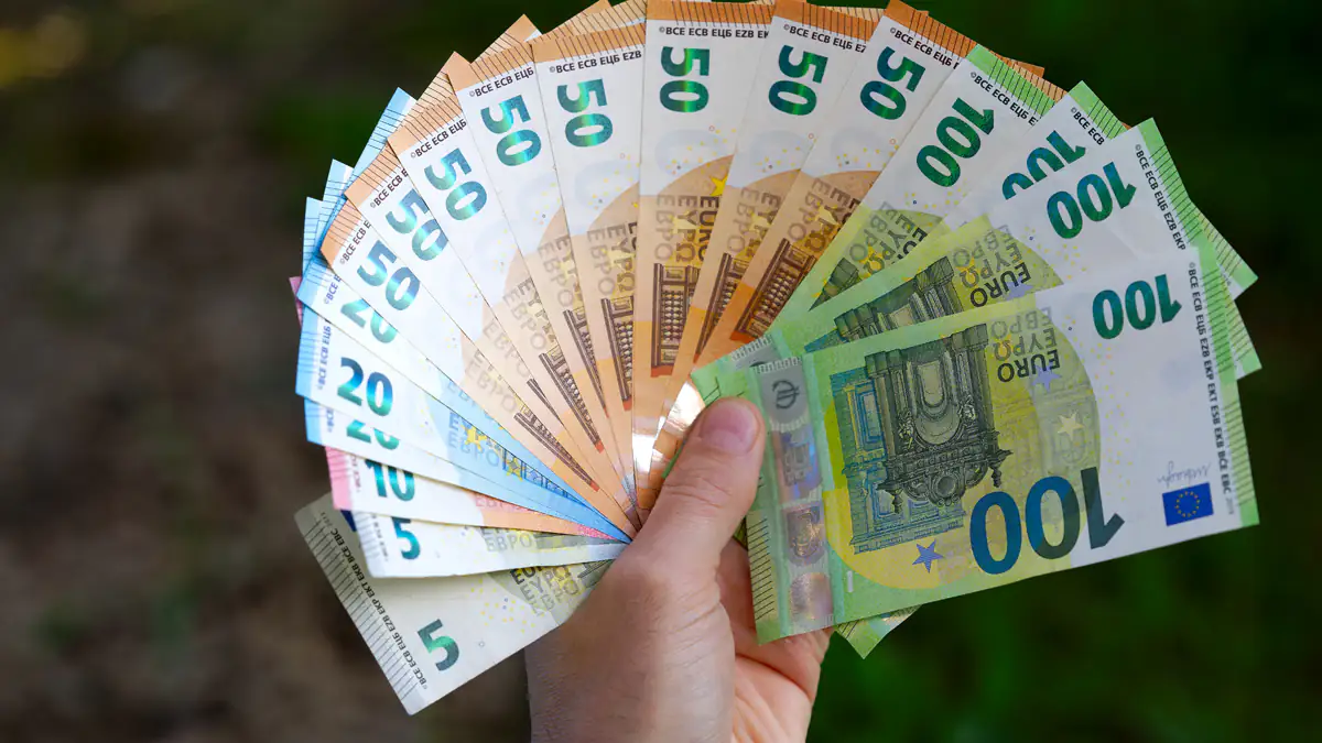 Viel Geld gespart? Ab einer bestimmten Summe kann es teuer werden