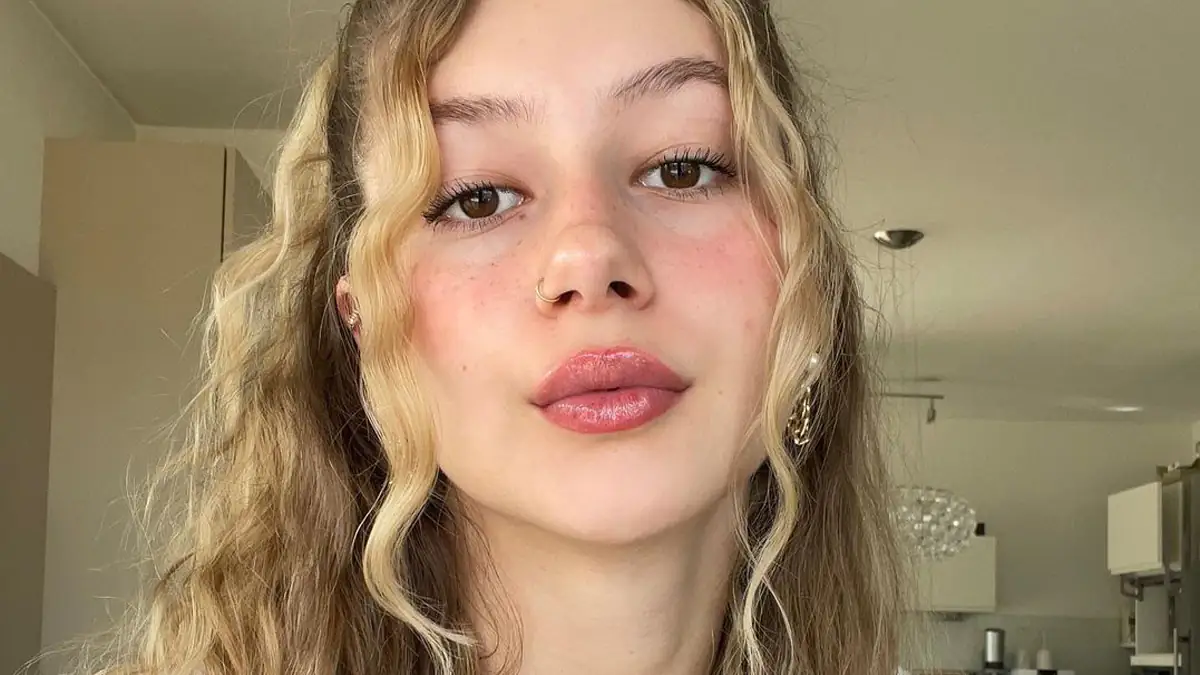 Laura Benko teilt ihr Luxus-Leben auf Instagram - während Insolvenz ihres Vaters