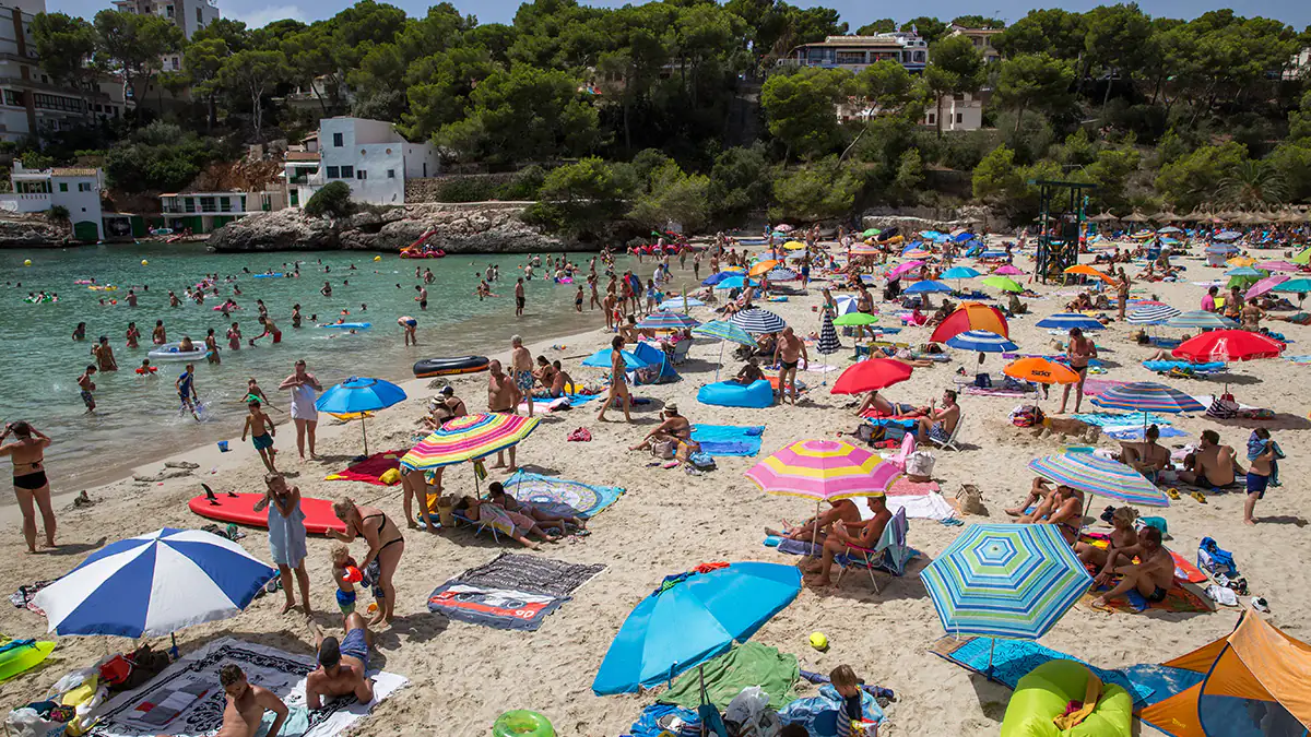 Mallorca führt Benimmregeln ein: Bis zu 450.000 Euro Strafe