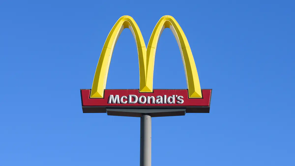 „Mysteriöse“ McDonald’s-Filiale geht viral: Ohne Strom und mitten im Nirgendwo?