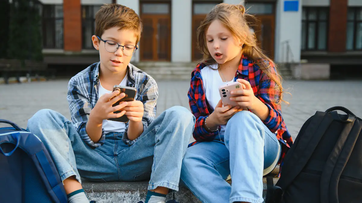 Wegen „Adolescence“: Polizei warnt Eltern vor „Geheimcodes“, die Kinder online verwenden