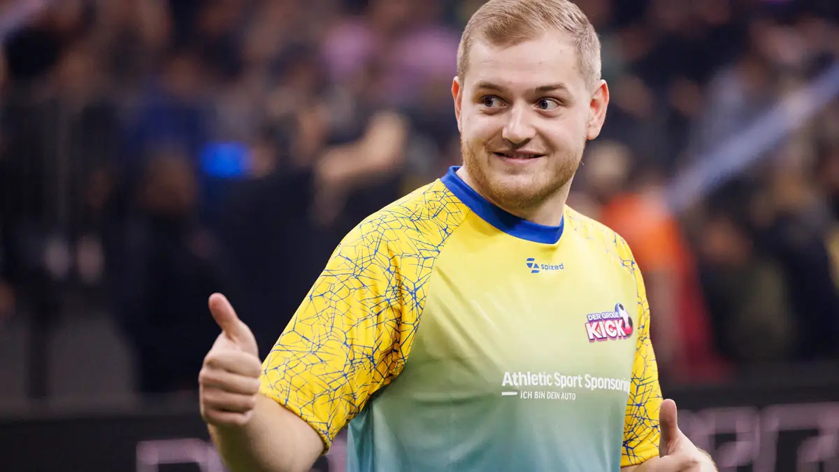 Schock für Trymacs: SEK stürmt seine Wohnung während Live-Stream