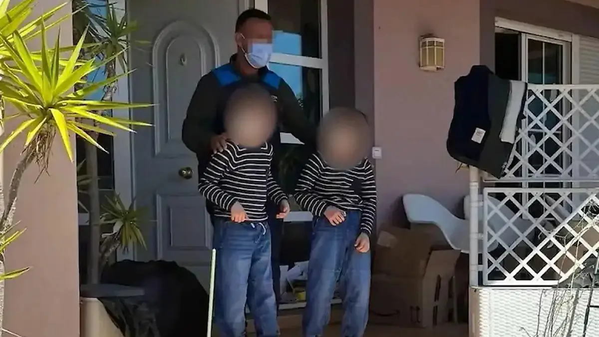 Wegen Corona? Eltern sperrten ihre Kinder fast vier Jahre in „Horrorhaus“ ein