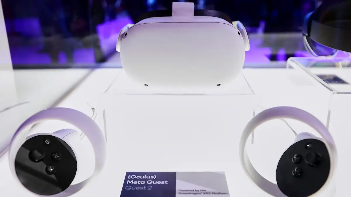 Mark Zuckerberg über AR-Brillen: Beispielhaft wird die Meta Quest 2 gezeigt