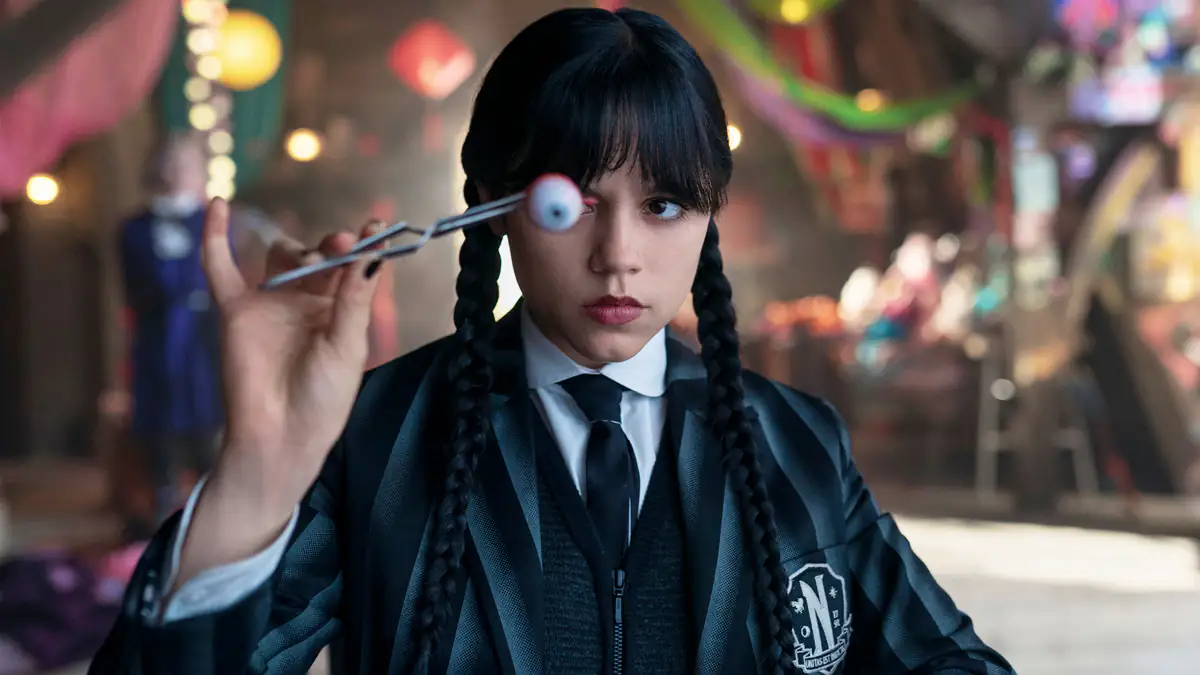 „Wednesday“ Staffel 2: Neuer Trailer schockt mit Tod einer Hauptfigur