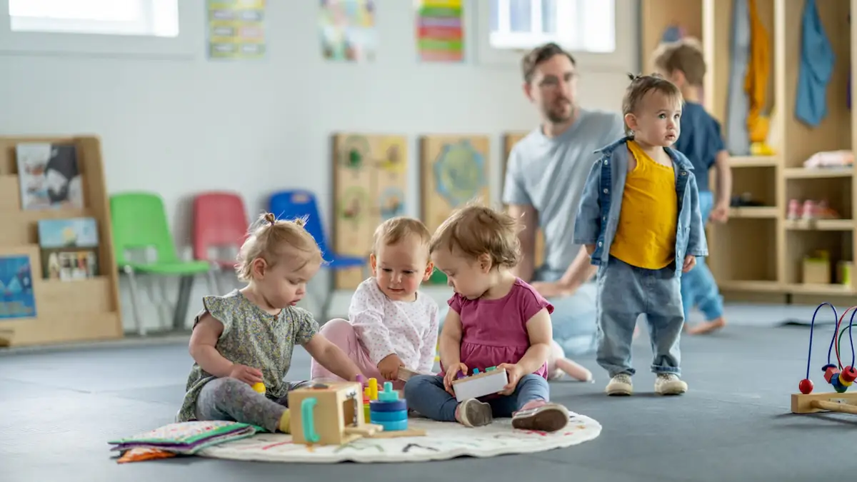 Großvater holt das falsche Kind aus der Kita ab: Verwechslung fällt erst Stunden später auf
