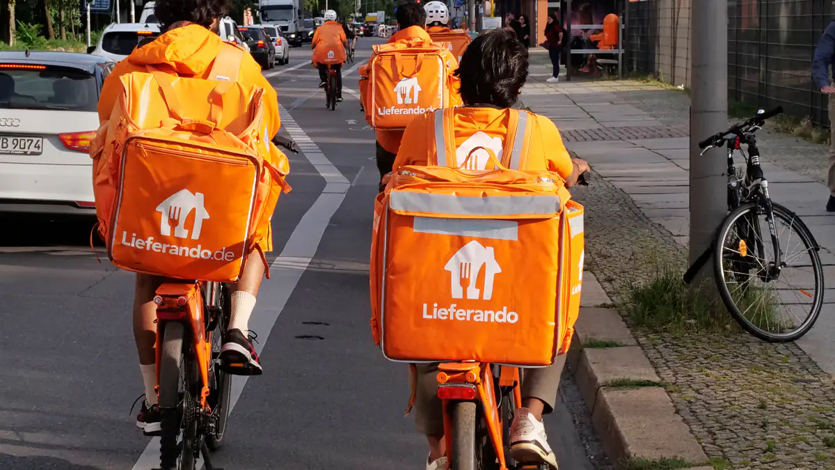Gehalt bei Lieferando: So viel Geld verdient man als Fahrer