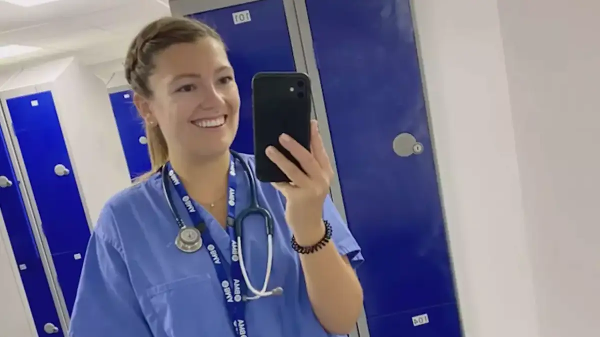 Sie warnte vor ungewöhnlichen Symptomen: Rebecca Brown starb mit 30 Jahren an Krebs